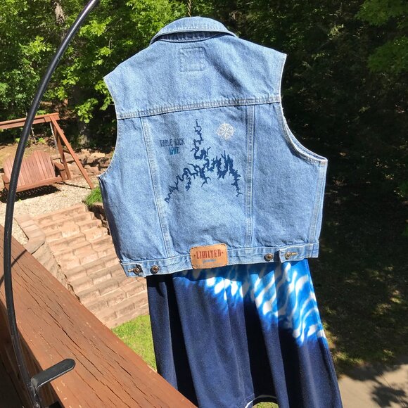 Upcycled Denim Vest, Junior Size 14: Painted Table Rock Lake Sleeveless Jacket - Picture 10 of 14
